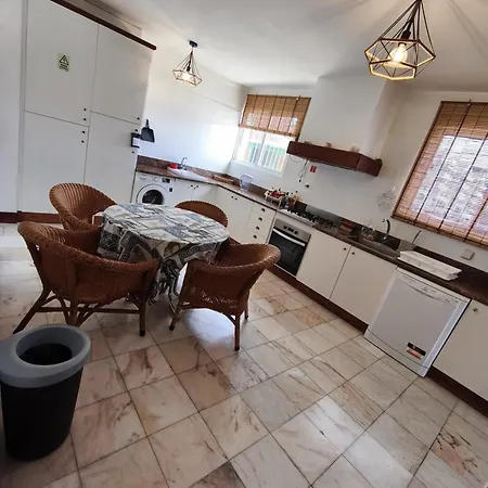 Daire Lido Ocean Front Penthouse *